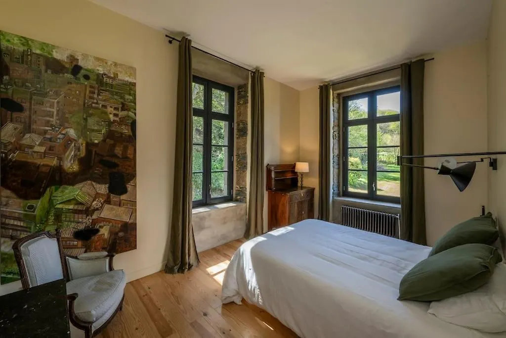Chateau Au Bord De La Mer Carantec 0*,